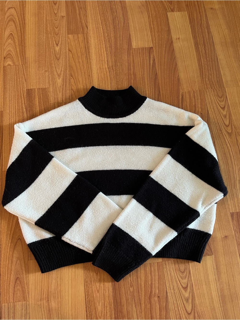 H&M Black and White Striped Mock Neck Sweater